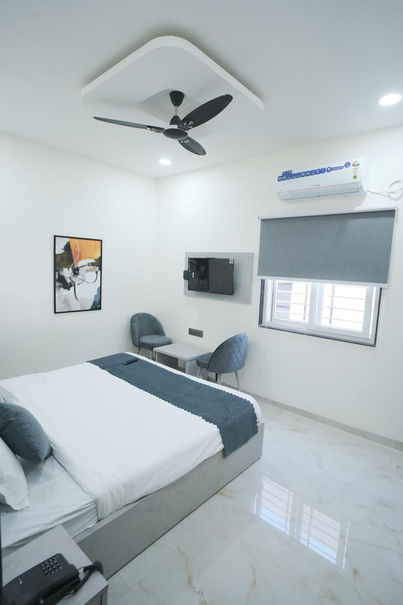 Hotel Sky City Nagpur Exterior foto